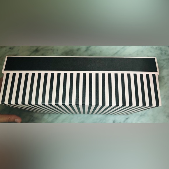 Juicy Couture Signature Decorative Box - Picture 3 of 12